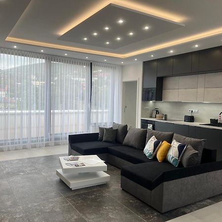 Exkluziv Panoramas Lakas Pecs Appartement Buitenkant foto