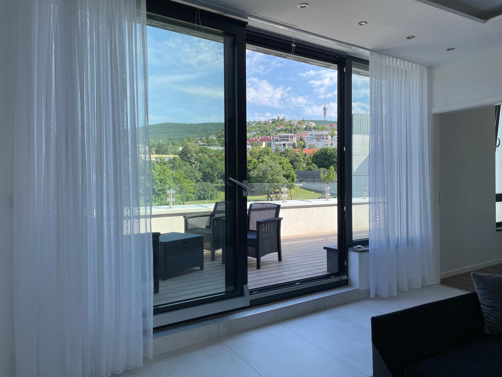 Exkluziv Panoramas Lakas Pecs Appartement Buitenkant foto